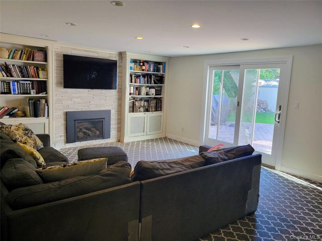 650 Prescott Place, North Woodmere, NY 11581