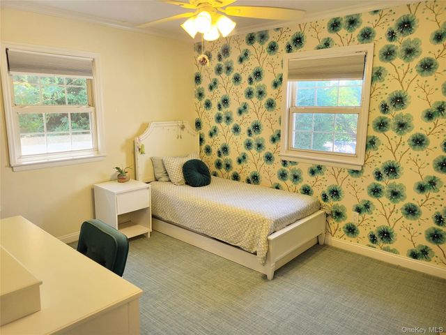650 Prescott Place, North Woodmere, NY 11581