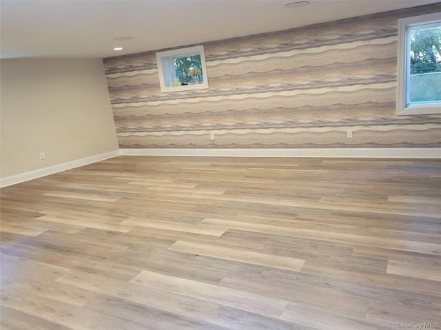 650 Prescott Place, North Woodmere, NY 11581