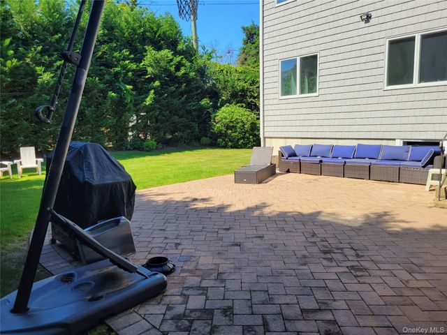 650 Prescott Place, North Woodmere, NY 11581