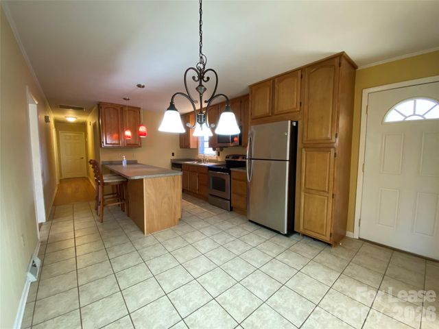 203 Ratchford Farm Road, Gastonia, NC 28056