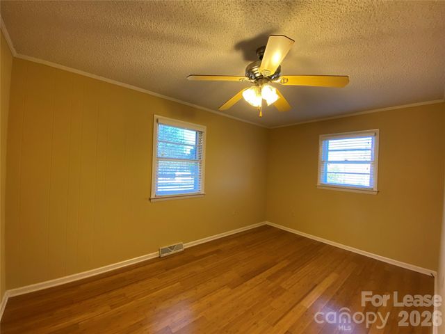 203 Ratchford Farm Road, Gastonia, NC 28056