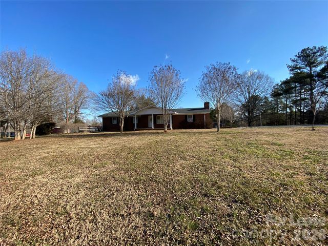 203 Ratchford Farm Road, Gastonia, NC 28056