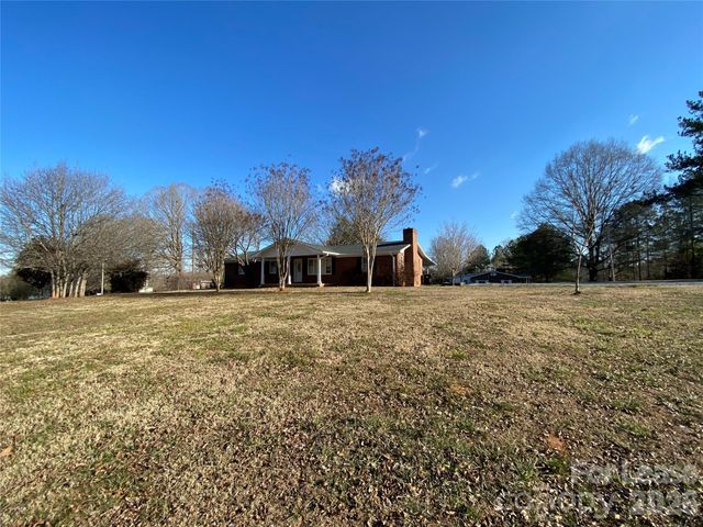 203 Ratchford Farm Road, Gastonia, NC 28056