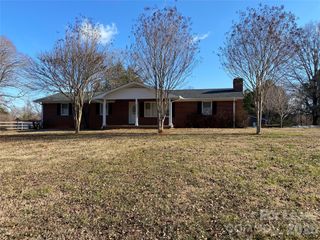 203 Ratchford Farm Road, Gastonia, NC 28056