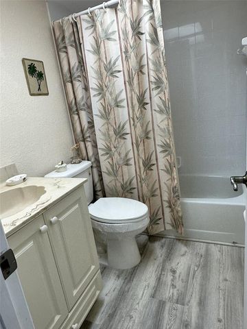 4024 OAKVIEW DRIVE I2, Punta Gorda, FL 33980