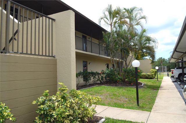 4024 OAKVIEW DRIVE I2, Punta Gorda, FL 33980