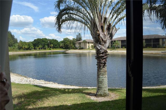 4024 OAKVIEW DRIVE I2, Punta Gorda, FL 33980