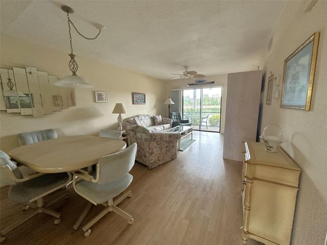 4024 OAKVIEW DRIVE I2, Punta Gorda, FL 33980