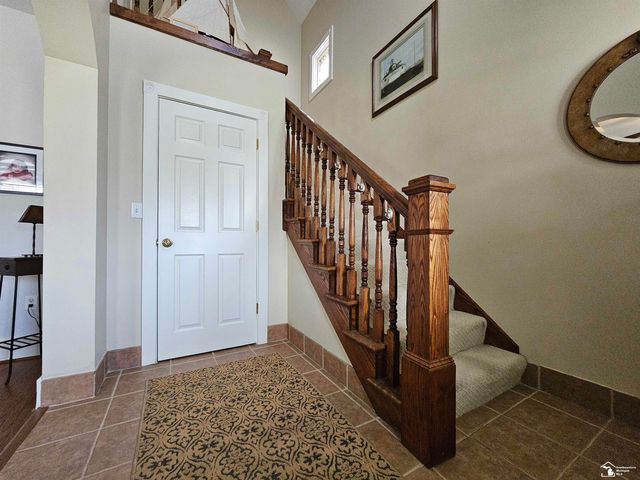 734 White Street, Port Huron, MI 48060