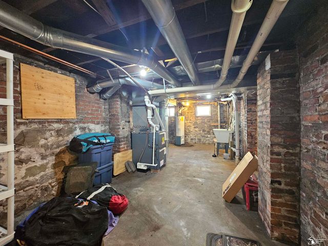 734 White Street, Port Huron, MI 48060