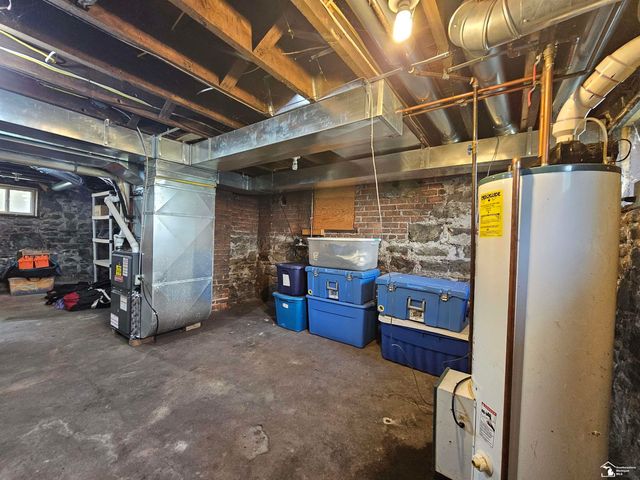734 White Street, Port Huron, MI 48060