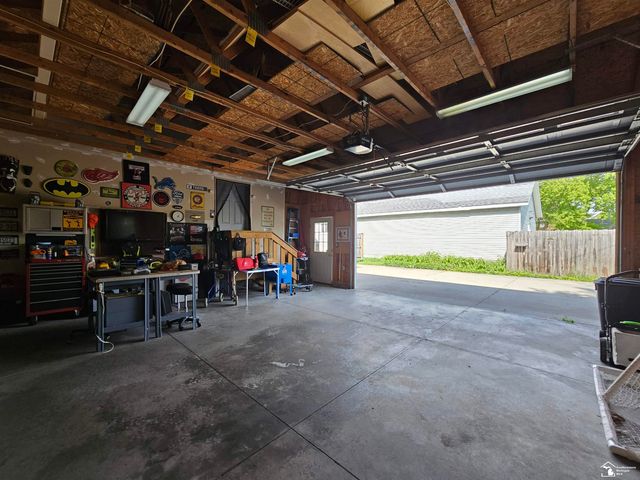 734 White Street, Port Huron, MI 48060