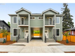 8639 N FOX St, Portland, OR 97203