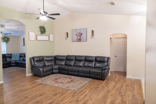 9134 Oviedo Street, Sebring, FL 33872