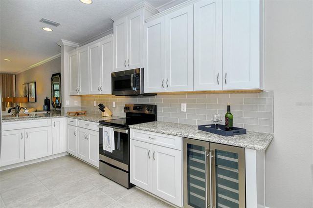 13816 MESSINA LOOP 101, Bradenton, FL 34211