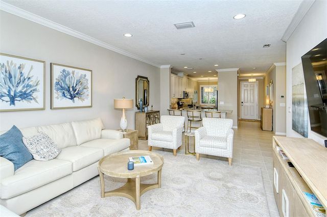 13816 MESSINA LOOP 101, Bradenton, FL 34211