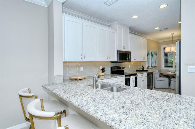 13816 MESSINA LOOP 101, Bradenton, FL 34211