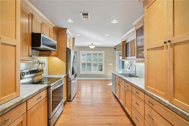 268 Dartmore Lane, Dawsonville, GA 30534