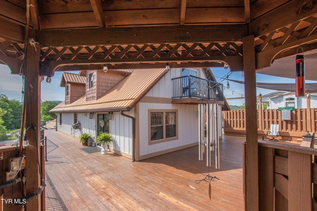 917 Painter Creek Road, Bristol, TN 37620