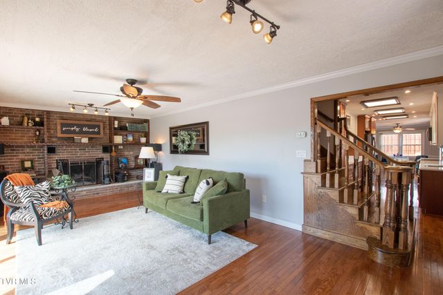 917 Painter Creek Road, Bristol, TN 37620