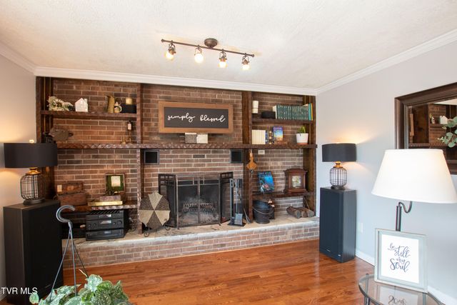 917 Painter Creek Road, Bristol, TN 37620
