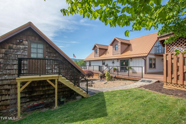 917 Painter Creek Road, Bristol, TN 37620