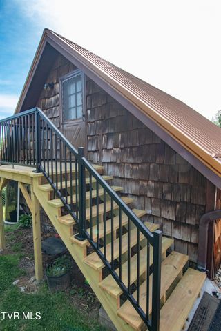 917 Painter Creek Road, Bristol, TN 37620