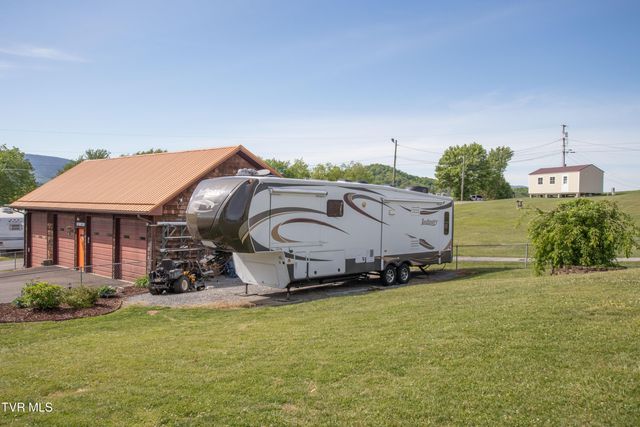 917 Painter Creek Road, Bristol, TN 37620