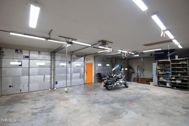 917 Painter Creek Road, Bristol, TN 37620
