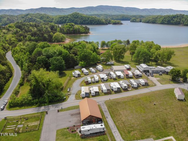 917 Painter Creek Road, Bristol, TN 37620