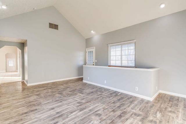 10203 N Meridian Ave, Valley Center, KS 67147