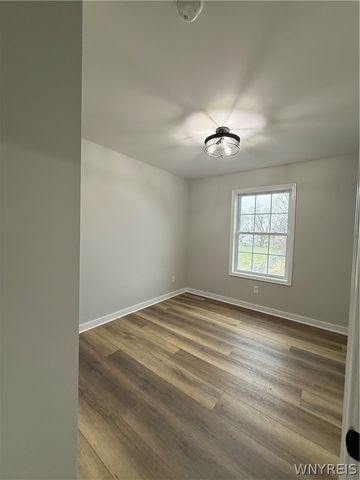 5156 Berg Road, West Seneca, NY 14218