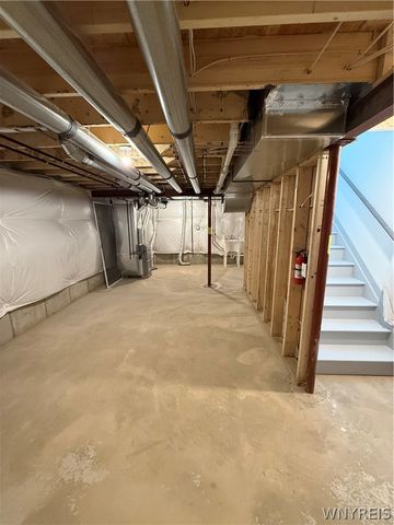 5156 Berg Road, West Seneca, NY 14218