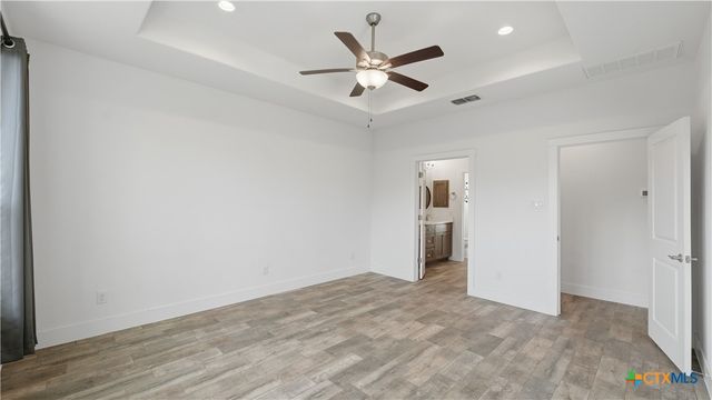 1039 Primrose Path, Canyon Lake, TX 78133