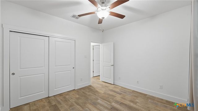 1039 Primrose Path, Canyon Lake, TX 78133