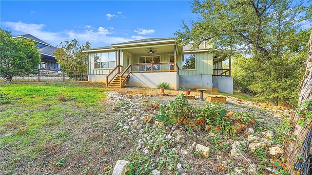 1039 Primrose Path, Canyon Lake, TX 78133