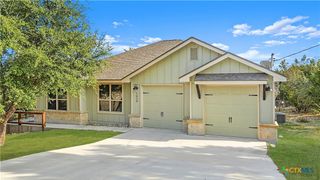 1039 Primrose Path, Canyon Lake, TX 78133