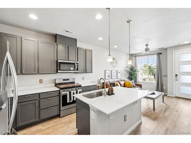 19629 W 93rd Dr B, Arvada, CO 80007
