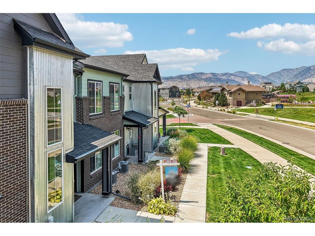 19629 W 93rd Dr B, Arvada, CO 80007