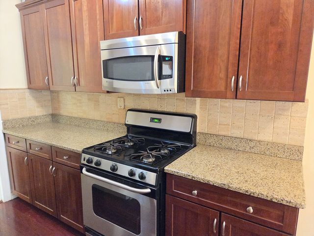 2081 Cruger Ave Apt 2G, New York City, NY 10462