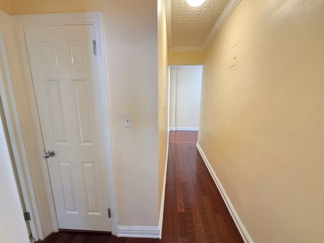 2081 Cruger Ave Apt 2G, New York City, NY 10462