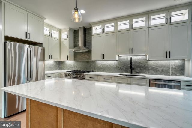 1231 LOWER STATE RD, North Wales, PA 19454