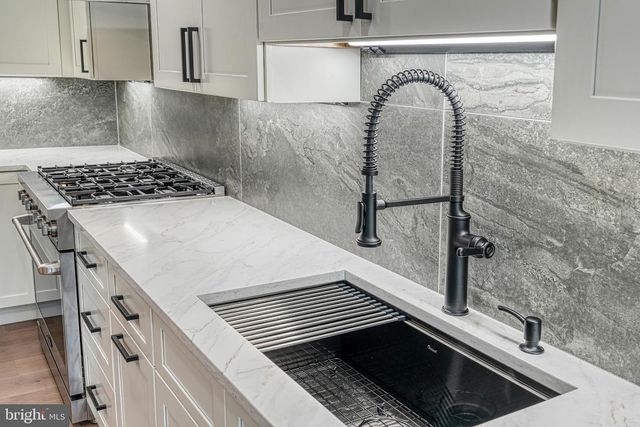 1231 LOWER STATE RD, North Wales, PA 19454