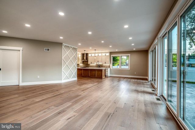 1231 LOWER STATE RD, North Wales, PA 19454