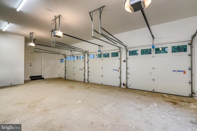 1231 LOWER STATE RD, North Wales, PA 19454