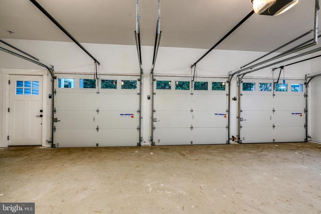 1231 LOWER STATE RD, North Wales, PA 19454