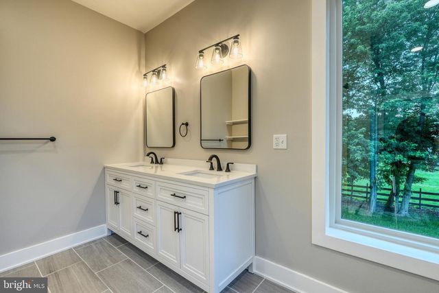 1231 LOWER STATE RD, North Wales, PA 19454