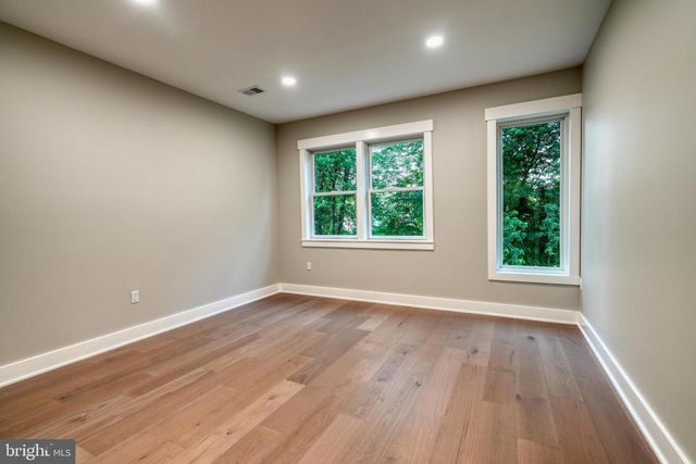 1231 LOWER STATE RD, North Wales, PA 19454