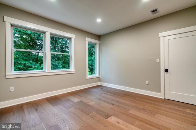 1231 LOWER STATE RD, North Wales, PA 19454